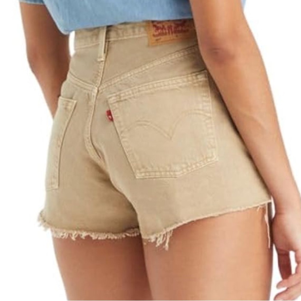 NEW Levi's Tan Jean Shorts Frayed Hem Distressed